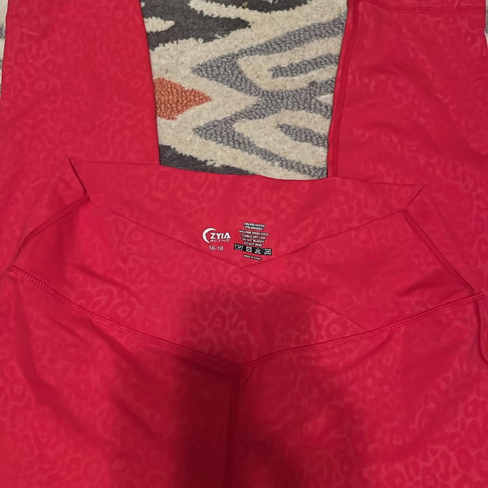ZYIA Vibrant Red Active Leggings